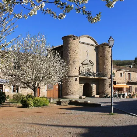 بيت للعطل Historique Au Coeur Du Parc Du Pilat - 14 Pers, 3 Ch, 3 Sdb, Wifi, Jardin, Animaux Acceptes - Fr-1-496-136
