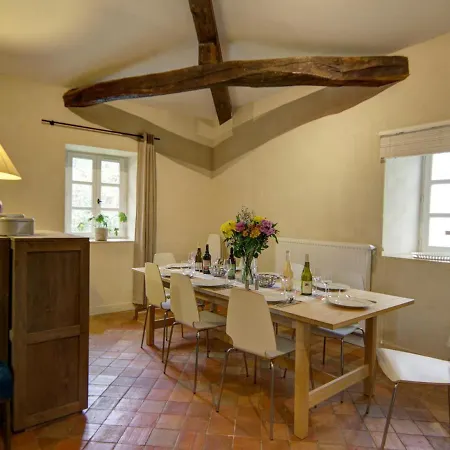 Holiday home Historique Au Coeur Du Parc Du Pilat - 14 Pers, 3 Ch, 3 Sdb, Wifi, Jardin, Animaux Acceptes - Fr-1-496-136 *