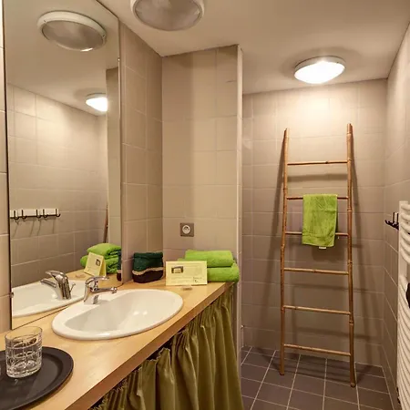 Historique Au Coeur Du Parc Du Pilat - 14 Pers, 3 Ch, 3 Sdb, Wifi, Jardin, Animaux Acceptes - Fr-1-496-136 Sainte-Croix-en-Jarez